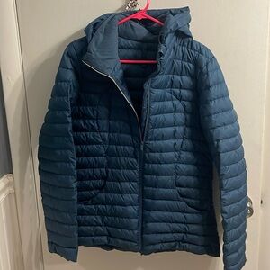 Lulu lemon puffer coat